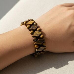 Dark Stone Stretch Bracelet